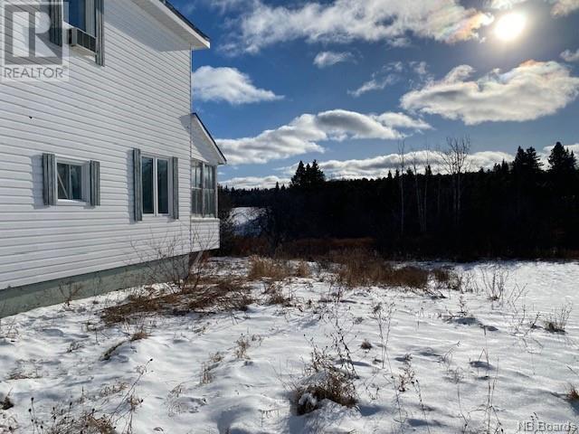 1728 Avenue Des Pionniers Avenue, Balmoral, NB E8E1G1 Photo 3