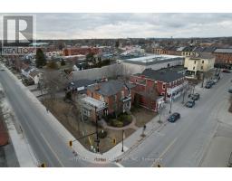 Living room - 197 Third Street W, Cobourg, ON K9A3L5 Photo 3