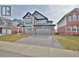 Living room - 73 Bergenstein Crescent, Fonthill, ON L0S1E6 Photo 4