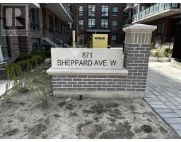 4th 38 871 Sheppard Avenue W, Toronto, ON M3H0E8 Photo 4