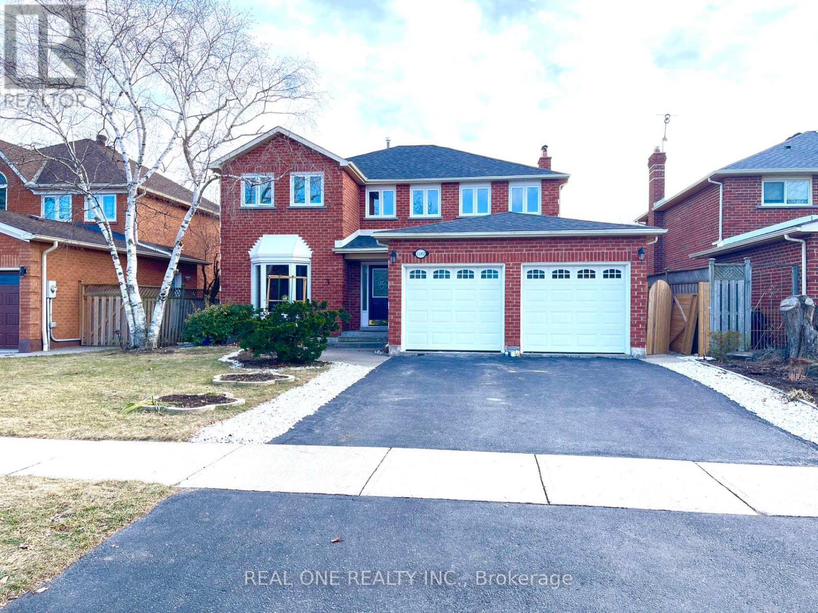 1182 Creekside Upper Dr, Oakville House For Rent : MLS# w8229842 | Ovlix