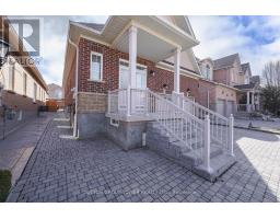 Kitchen - 41 Vas Road, Vaughan, ON L4H3B9 Photo 3