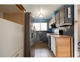 Kitchen - 12086 25 Av Nw, Edmonton, AB T6V0B1 Photo 3