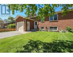 Kitchen - 45 Louth St, St Catharines, ON L2S2T6 Photo 2