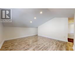 Family room - 70 Shannon Road, East Gwillimbury, ON L0G1M0 Photo 6