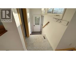 63 Longford Drive E, Newmarket, ON L3Y2Y6 Photo 5
