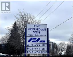 5 1170 Sheppard Avenue W, Toronto, ON M3K2A3 Photo 4
