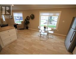 Bedroom - 14 Meadows Crescent, Taber, AB T1G0G7 Photo 6
