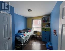 Bedroom 3 - 137 Harewood Avenue, Toronto, ON M1M2R8 Photo 6