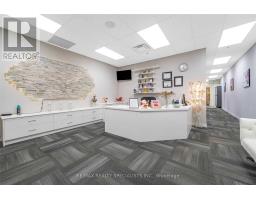 29 7611 Pinevally Drive, Vaughan, ON L4L0A2 Photo 3