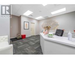 29 7611 Pinevally Drive, Vaughan, ON L4L0A2 Photo 5