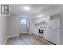 Lower 110 Livingstone Avenue, Toronto, ON M6E2L8 Photo 3