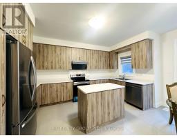 Laundry room - 202 Fallharvest Way, Whitchurch Stouffville, ON L4A0R8 Photo 6