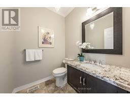 Bathroom - 4 53 Redfern Avenue, Hamilton, ON L9C0E2 Photo 5