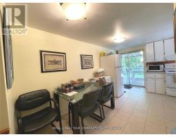 Sitting room - 56 Sylvan Crescent, Richmond Hill, ON L4E3A1 Photo 5