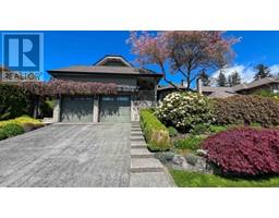2460 Mowat Place, North Vancouver, BC V7H2X1 Photo 5