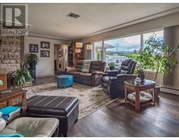 Living room - 869 Schreiner Street, Kamloops, BC null Photo 7