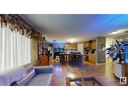 Family room - 103 Rue Masson, Beaumont, AB T4X1S8 Photo 4