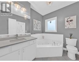 4pc Bathroom - 198 Ellison Avenue, Leamington, ON N8H0A2 Photo 2