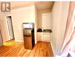 409 Huron Street Unit 212, Toronto, ON M5S2G5 Photo 4