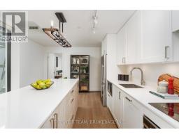 Kitchen - 701 1100 Kingston Road, Toronto, ON M1N0B3 Photo 4