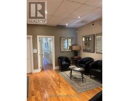 16 1170 Dundas Street W, Toronto, ON M6J1X4 Photo 3