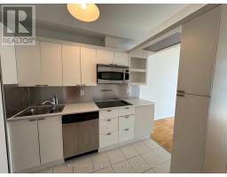 Kitchen - 1607 111 Elizabeth Street, Toronto, ON M5G1P7 Photo 3