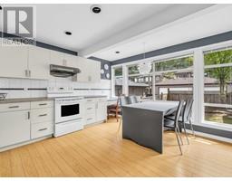 3534 W 17th Avenue, Vancouver, BC V6S1A1 Photo 3