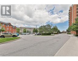 409 75 King William Crescent, Richmond Hill, ON L4B0C1 Photo 5