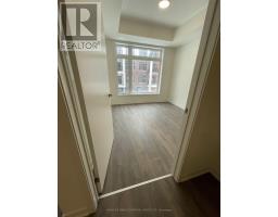 206 120 Canon Jackson Drive, Toronto, ON M6M0B8 Photo 6