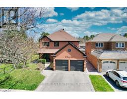 Laundry room - 30 Stemmle Drive, Aurora, ON L4G6N3 Photo 2