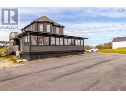2841 Highway 1, Grosses Coques, NS B0W1M0 Photo 3