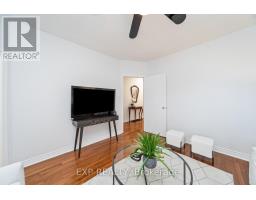 Sunroom - 1124 Dufferin Street, Toronto, ON M6H4B6 Photo 4