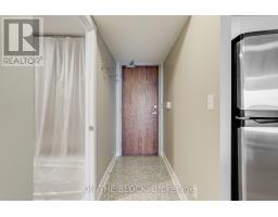 1109 18 Harrison Garden Boulevard S, Toronto, ON M2N7J7 Photo 7