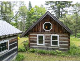 Primary Bedroom - 1002 Tribble Road, Muskoka Lakes, ON P0B1M0 Photo 4