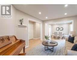 Dining room - 4556 Donegal Drive, Mississauga, ON L5M4H3 Photo 5