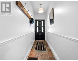 Primary Bedroom - 85 Seaforth Avenue, Toronto, ON M6K1N8 Photo 4