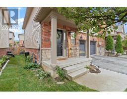 Laundry room - 8 222 Fall Fair Way, Hamilton, ON L0R1C0 Photo 2