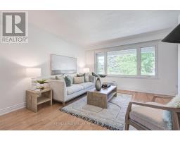 Living room - 60 Galloway Road, Toronto, ON M1E1W5 Photo 5