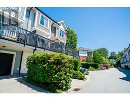 101 3010 Riverbend Drive, Coquitlam, BC V3C0B8 Photo 2