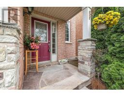 Living room - 3 Mistycreek Crescent, Brampton, ON L7A2N4 Photo 2