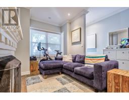 Living room - 20 Greensides Avenue, Toronto, ON M6G3P6 Photo 3
