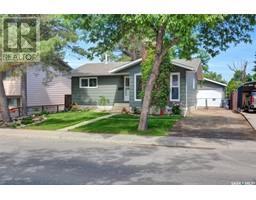 Living room - 3658 Fairlight Drive, Saskatoon, SK S7M4T4 Photo 2