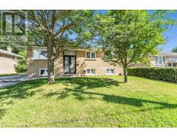 586 Pinegrove Road, Oakville, ON L6K2C6 Photo 3