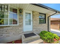 Recreation room - 107 Pinedale Drive, Kitchener, ON N2E1K1 Photo 7