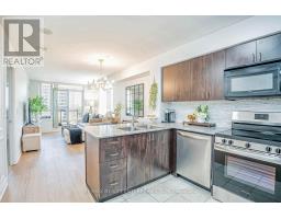 Kitchen - 715 55 De Boers Drive, Toronto, ON M3J0G5 Photo 3