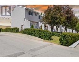 3pc Bathroom - 212 Marlborough Way Ne, Calgary, AB T2A6R9 Photo 6