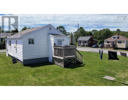 Bath (# pieces 1-6) - 38 Clearyville Street, North Sydney, NS B2A2Z2 Photo 7