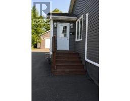 Dining nook - 48 Beaton Court, Antigonish, NS B2G2K1 Photo 4