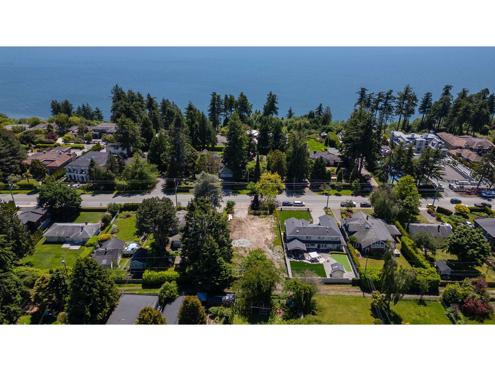 13881 Marine Drive, White Rock, BC V4B1A3 Photo 16